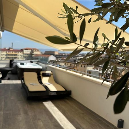 18 Dante Luxury Suites Cagliari Exterior foto